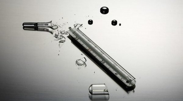 Что делать, когда разбился ртутный градусник. Как правильно собрать и утилизировать ртуть из градусника